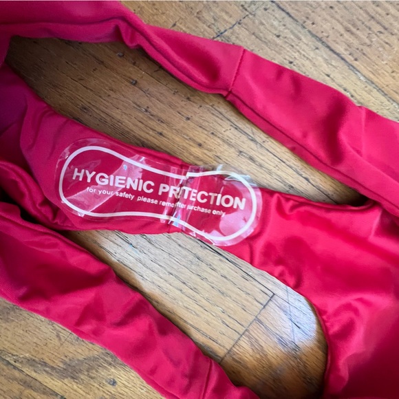 Benoa Red Bikini Set BNWOT - Picture 3 of 6